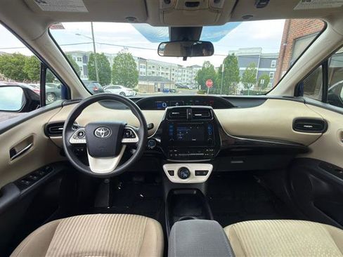 Used 2018 Toyota Prius Two w/ Prius Two Safety Plus Package FWD image 24
