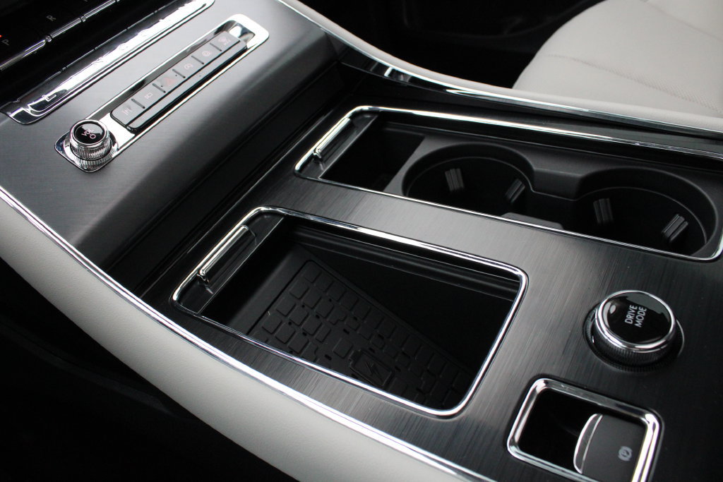New 2027 Lincoln Aviator AWD image 16