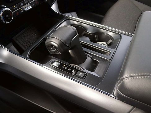 New 2026 Ford F150 XLT w/ Equipment Group 302A MID image 22