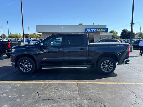 Used 2024 Chevrolet Silverado 1500 LT AWD/4WD image 10