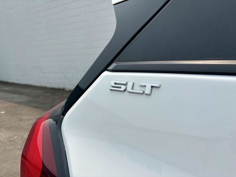 Used 2021 GMC Terrain SLT AWD/4WD image 40