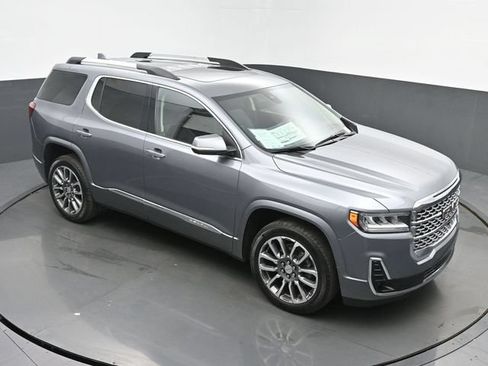 Used 2022 GMC Acadia Denali w/ Denali Ultimate Package AWD/4WD image 45