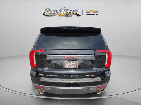 Used 2024 GMC Yukon AT4 w/ Technology Package AWD/4WD image 6