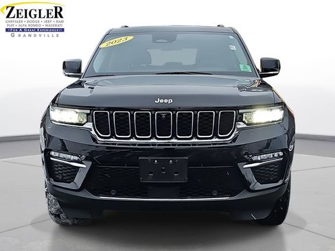 Certified 2023 Jeep Grand Cherokee Limited w/ Luxury Tech Group II image 2