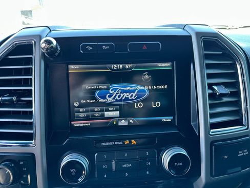 Used 2015 Ford F150 Lariat w/ Equipment Group 501A Mid image 19