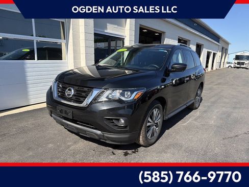 Used 2019 Nissan Pathfinder SL AWD/4WD image 1