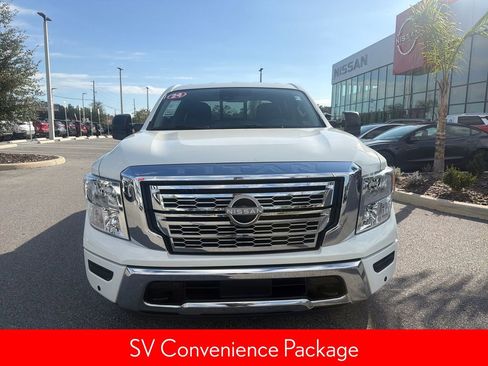 Certified 2024 Nissan Titan SV w/ SV Convenience Package image 3
