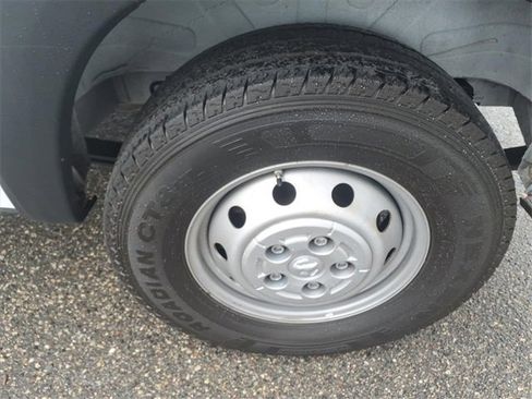 Used 2023 RAM ProMaster 2500 image 15