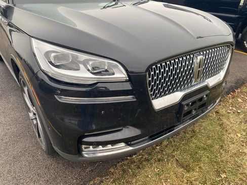 Used 2020 Lincoln Aviator Reserve w/ Equipment Group 202A image 5
