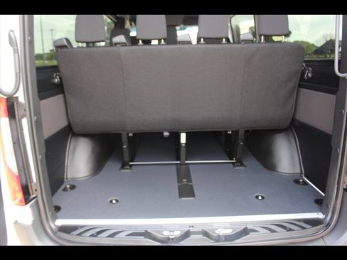 Used 2026 Mercedes-Benz Sprinter 2500 image 9