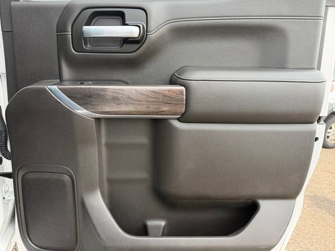 Used 2021 Chevrolet Silverado 1500 LTZ image 27