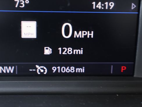 Used 2021 Chevrolet Tahoe RST w/ Luxury Package image 28