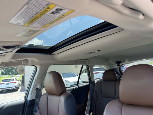 Used 2020 Subaru Outback Touring XT AWD/4WD image 27
