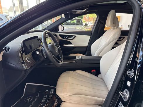 Certified 2025 Mercedes-Benz E 350 4MATIC Sedan image 13