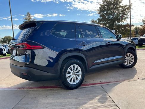 Used 2025 Toyota Grand Highlander FWD image 6