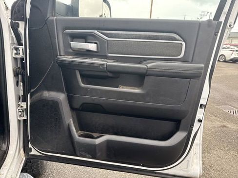 Used 2022 RAM 2500 Big Horn image 27