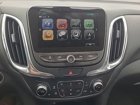 Used 2018 Chevrolet Equinox LT w/ Sun & Infotainment Package AWD/4WD image 15