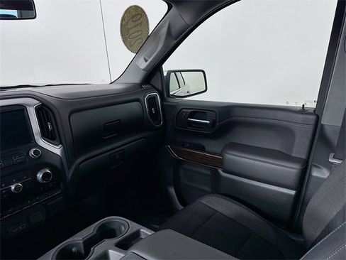 Used 2019 GMC Sierra 1500 SLE w/ SLE Value Package image 24