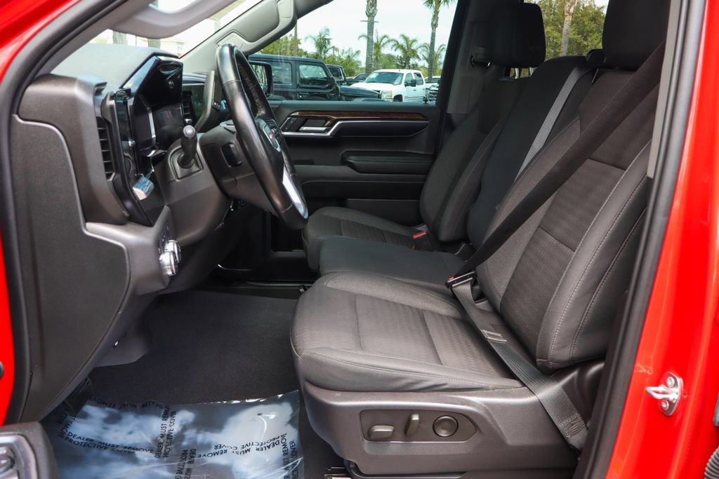 Used 2024 GMC Sierra 1500 Elevation w/ X31 Off-Road Package AWD/4WD image 23