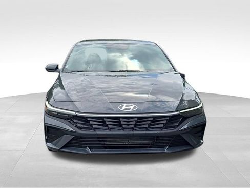 New 2026 Hyundai Elantra Sport FWD image 16