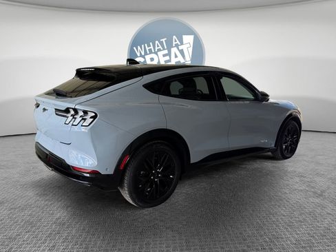 Used 2024 Ford Mustang Mach-E Premium AWD/4WD image 3