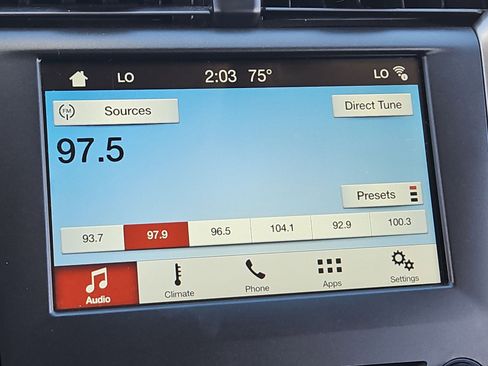 Used 2018 Ford Fusion SE w/ Fusion SE Technology Package image 21