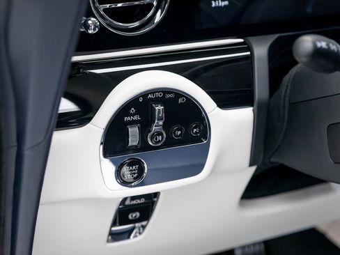 New 2026 Rolls-Royce Spectre image 10