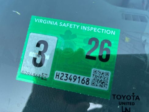 Used 2010 Toyota Corolla LE image 11