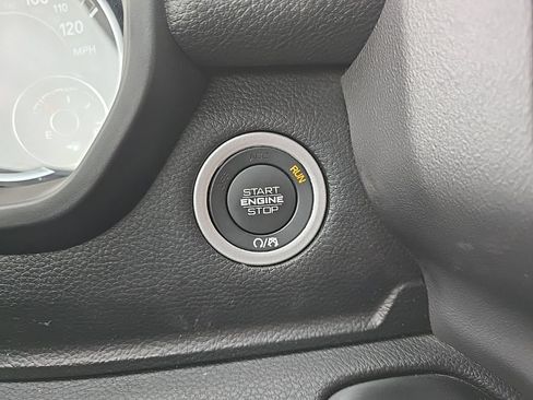 Used 2023 RAM 1500 Laramie AWD/4WD image 55