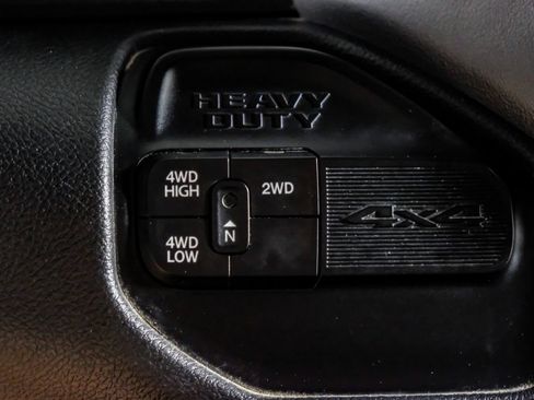 Used 2022 RAM 2500 Big Horn AWD/4WD image 24