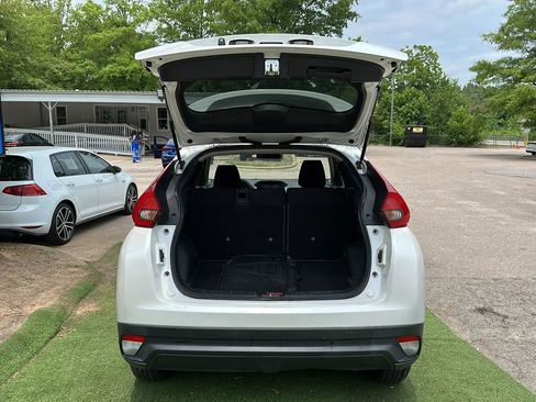 Used 2020 Mitsubishi Eclipse Cross ES FWD image 12