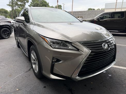 Used 2019 Lexus RX 350 FWD w/ Accessory Package image 2