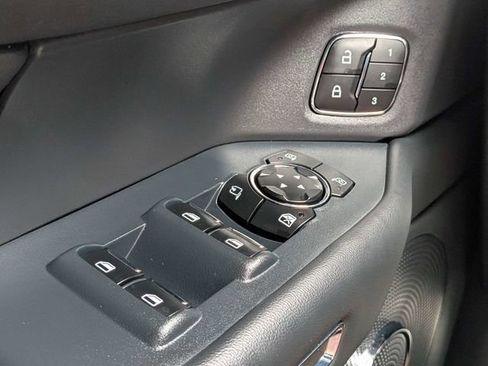 Used 2024 Ford Expedition Max Platinum AWD/4WD image 31