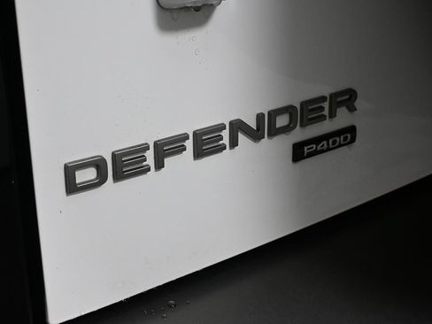 Used 2023 Land Rover Defender 110 X-Dynamic SE AWD/4WD image 26