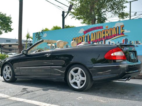 Used 2009 Mercedes-Benz CLK 350 Cabriolet image 6