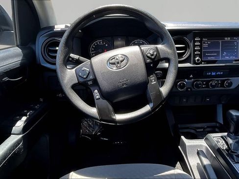 Used 2021 Toyota Tacoma SR AWD/4WD image 9