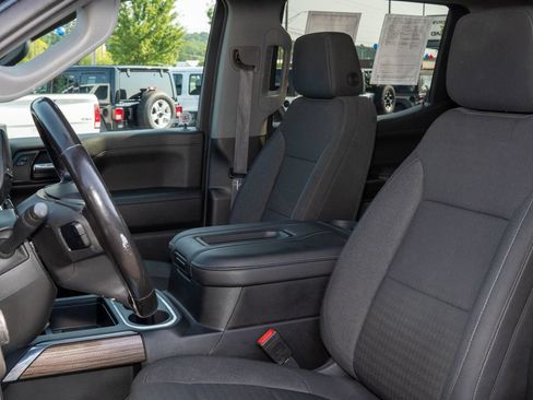 Used 2021 Chevrolet Silverado 1500 LT Trail Boss w/ Convenience Package II AWD/4WD image 15