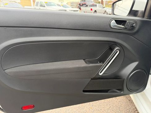 Used 2019 Volkswagen Beetle 2.0T S image 12