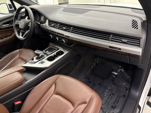 Used 2019 Audi Q7 2.0T Premium w/ Convenience Package image 25