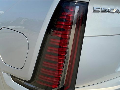 New 2025 Cadillac Escalade IQ Luxury 2 image 15