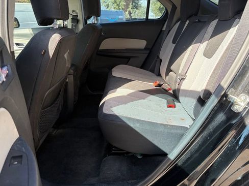 Used 2017 Chevrolet Equinox LS FWD image 9