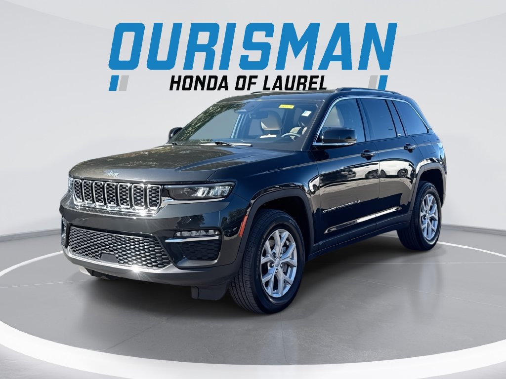 Used 2023 Jeep Grand Cherokee Limited AWD/4WD image 1