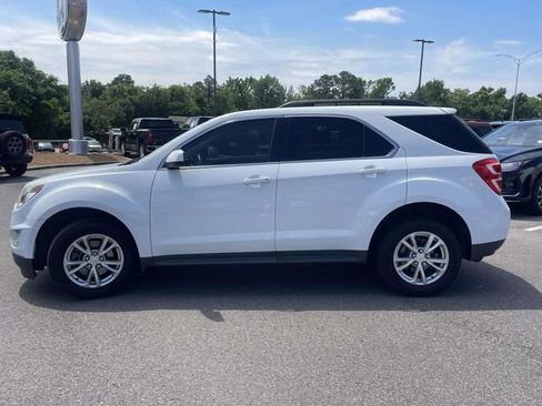 Used 2017 Chevrolet Equinox LT w/ Convenience Package FWD image 7