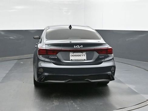 Used 2024 Kia Forte GT-Line image 5