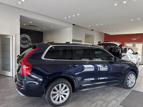 Used 2017 Volvo XC90 T6 Momentum w/ Vision Package image 14