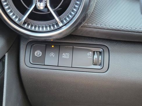 New 2027 Chevrolet Equinox LT w/ Convenience Package II FWD image 14