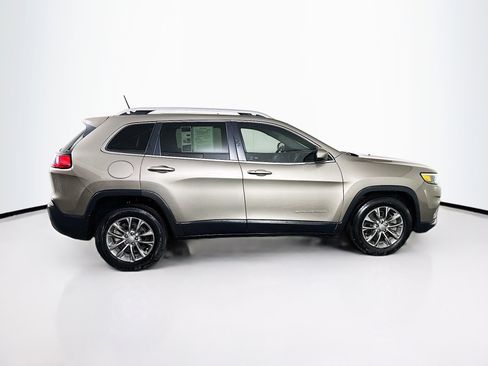 Used 2020 Jeep Cherokee Latitude Plus image 10