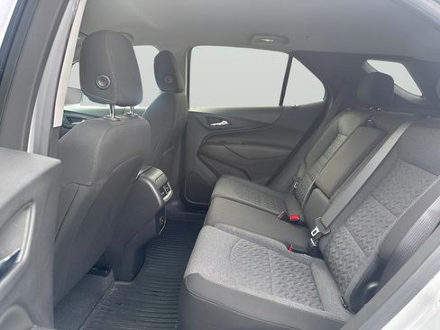 Used 2022 Chevrolet Equinox LT image 9