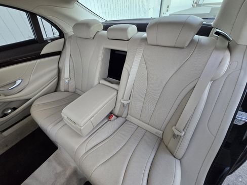 Used 2020 Mercedes-Benz S 450 Sedan image 6