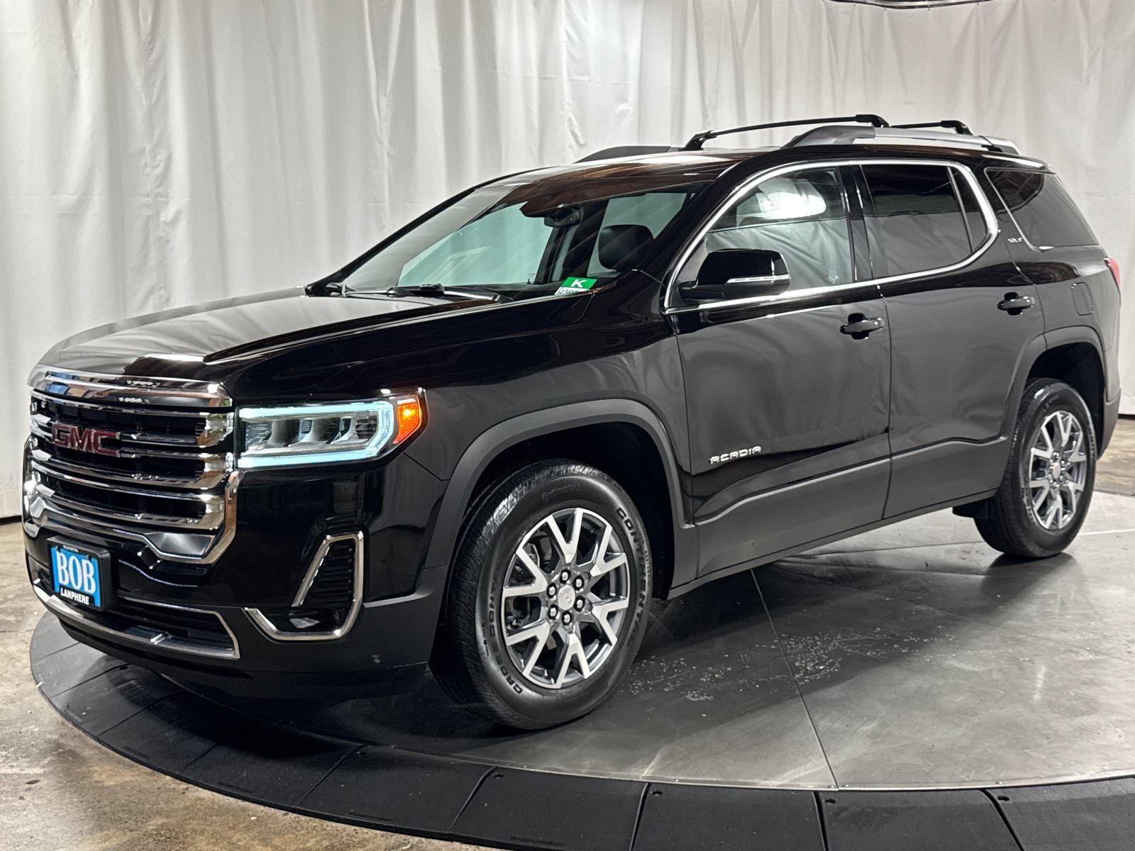 Used 2023 GMC Acadia SLT AWD/4WD image 1